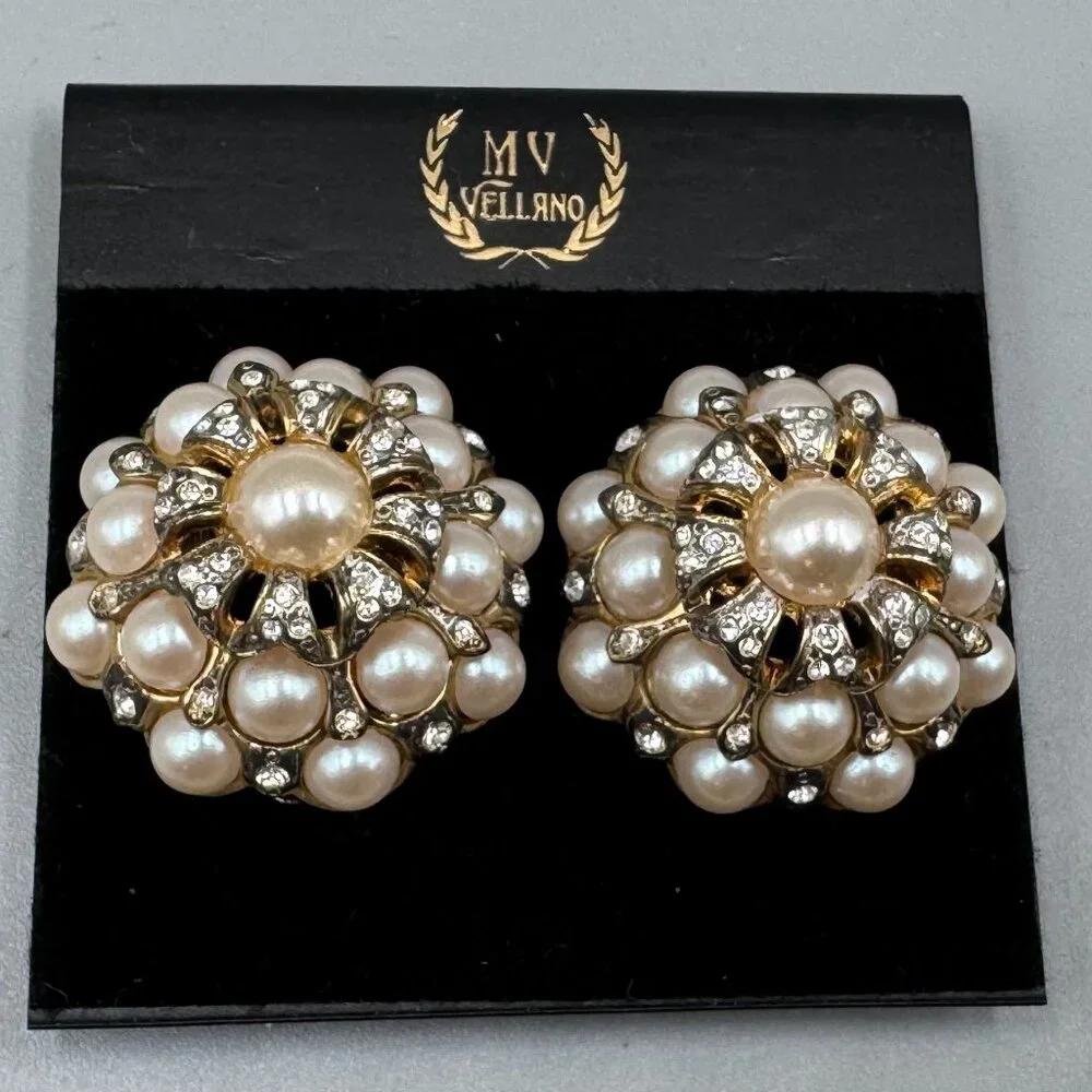 VintageFaux Pearl Lot, Pearl Studded Hair Comb, Necklace, M Vellano Earrings NWT - Picture 2 of 12